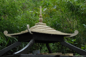 finials and ridge tiles fitted - 3rd Sept